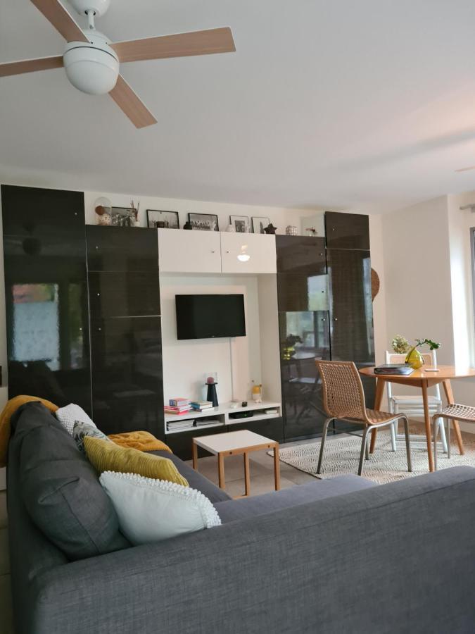 Great Canal Studio - Water View & Free Parking Amsterdam Bagian luar foto